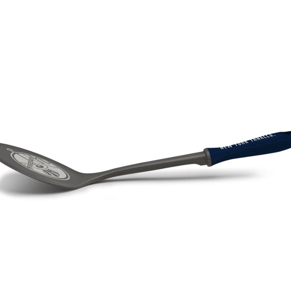 Officially-licensed MLB New York Yankees Fan Flipper Spatula - Picture 2 of 8